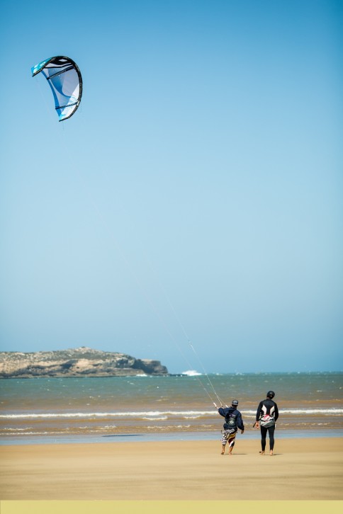 27-hour kitesurfing course in group lesson in Essaouira