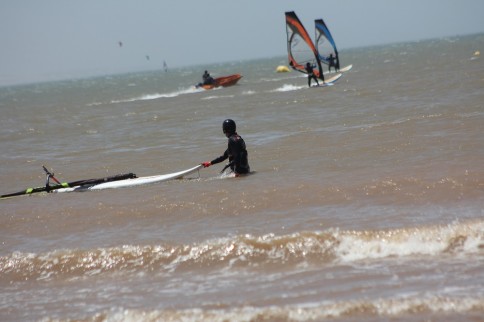 Cours windsurf débutant et intermédiaire 2h à Essaouira