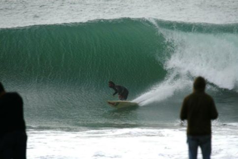 2h surf lesson in Essaouira: group lesson for beginner and intermediate